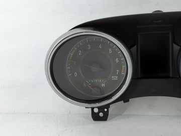 2011 Jeep Grand Cherokee Instrument Cluster Speedometer Gauges P/N:56046428AA 56046428AC Fits OEM Used Auto Parts