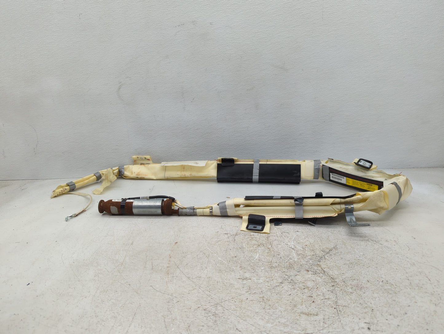 2011 Jeep Liberty Passenger Curtain Air Bag Oem - Oemusedautoparts1.com