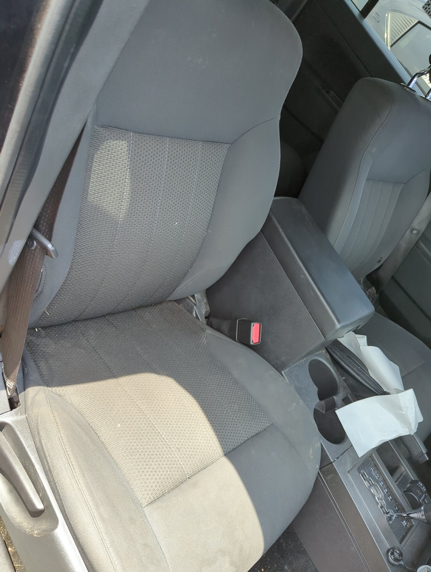 2008-2012 Jeep Liberty Passenger Front Seat Oem Grey - Oemusedautoparts1.com