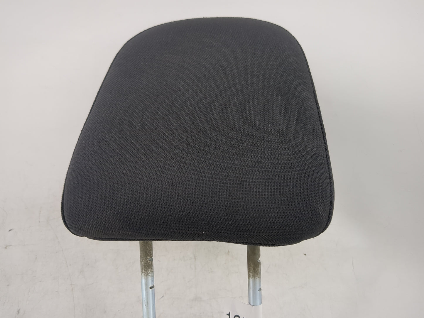 2008-2012 Jeep Liberty Headrest Head Rest Rear Seat Fits Fits 2008 2009 2010 2011 2012 OEM Used Auto Parts - Oemusedautopart
