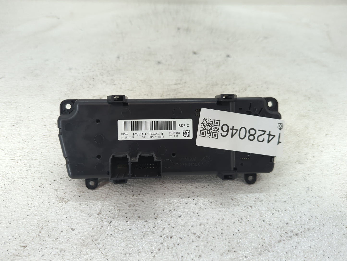 2010-2012 Jeep Liberty Climate Control Module Temperature AC/Heater Replacement P/N:P55111943AD Fits Fits 2010 2011 2012 OEM