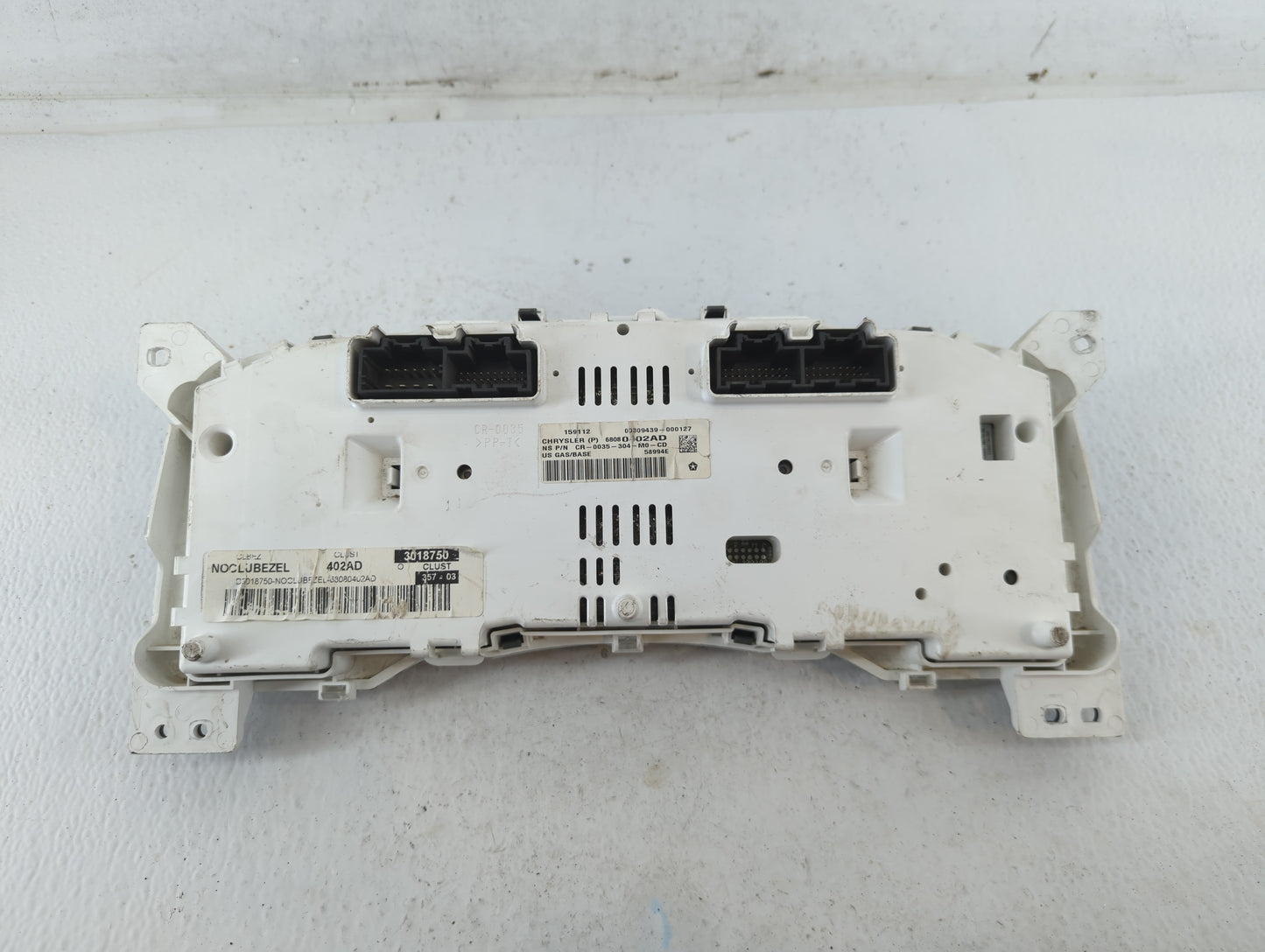 2011-2013 Jeep Patriot Instrument Cluster Speedometer Gauges P/N:68080402AD Fits Fits 2011 2012 2013 OEM Used Auto Parts - O