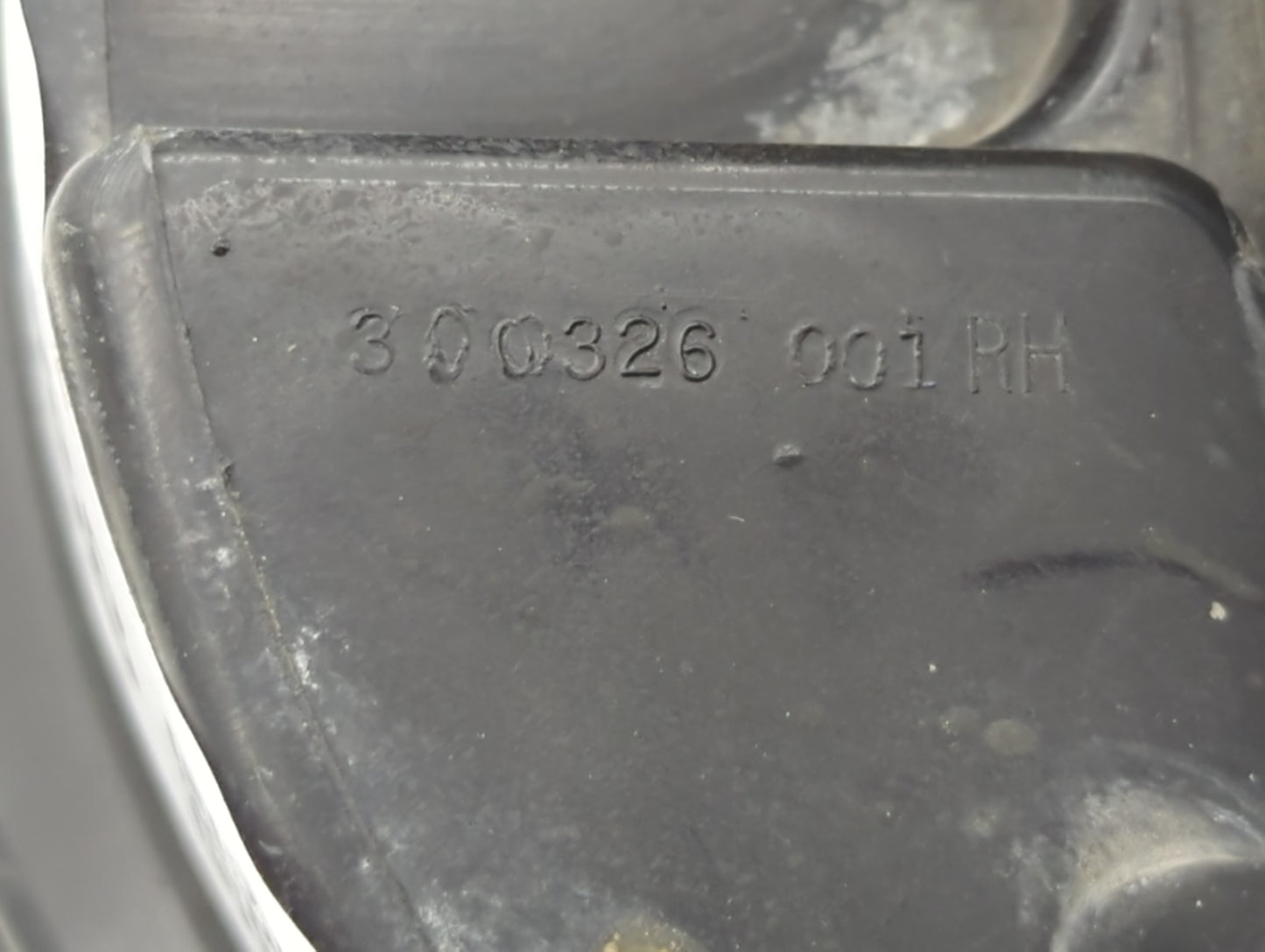 2007-2017 Jeep Patriot Passenger Right Oem Head Light Headlight Lamp - Oemusedautoparts1.com