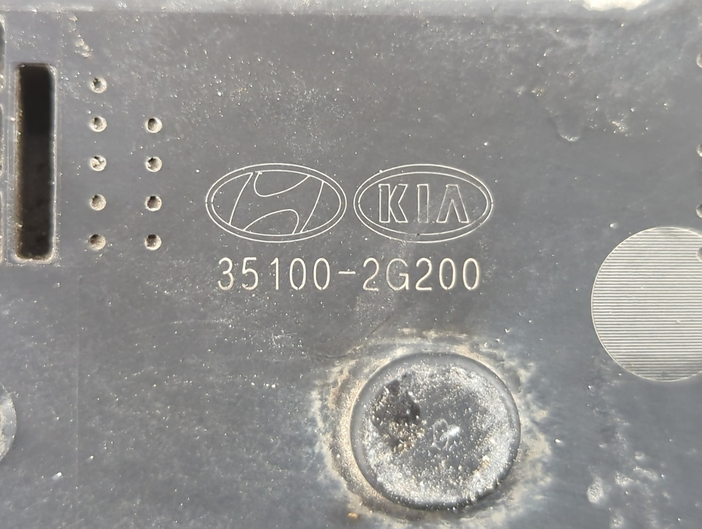 2010-2013 Kia Forte Throttle Body P/N:35100-2G200 Fits Fits 2010 2011 2012 2013 OEM Used Auto Parts - Oemusedautoparts1.com