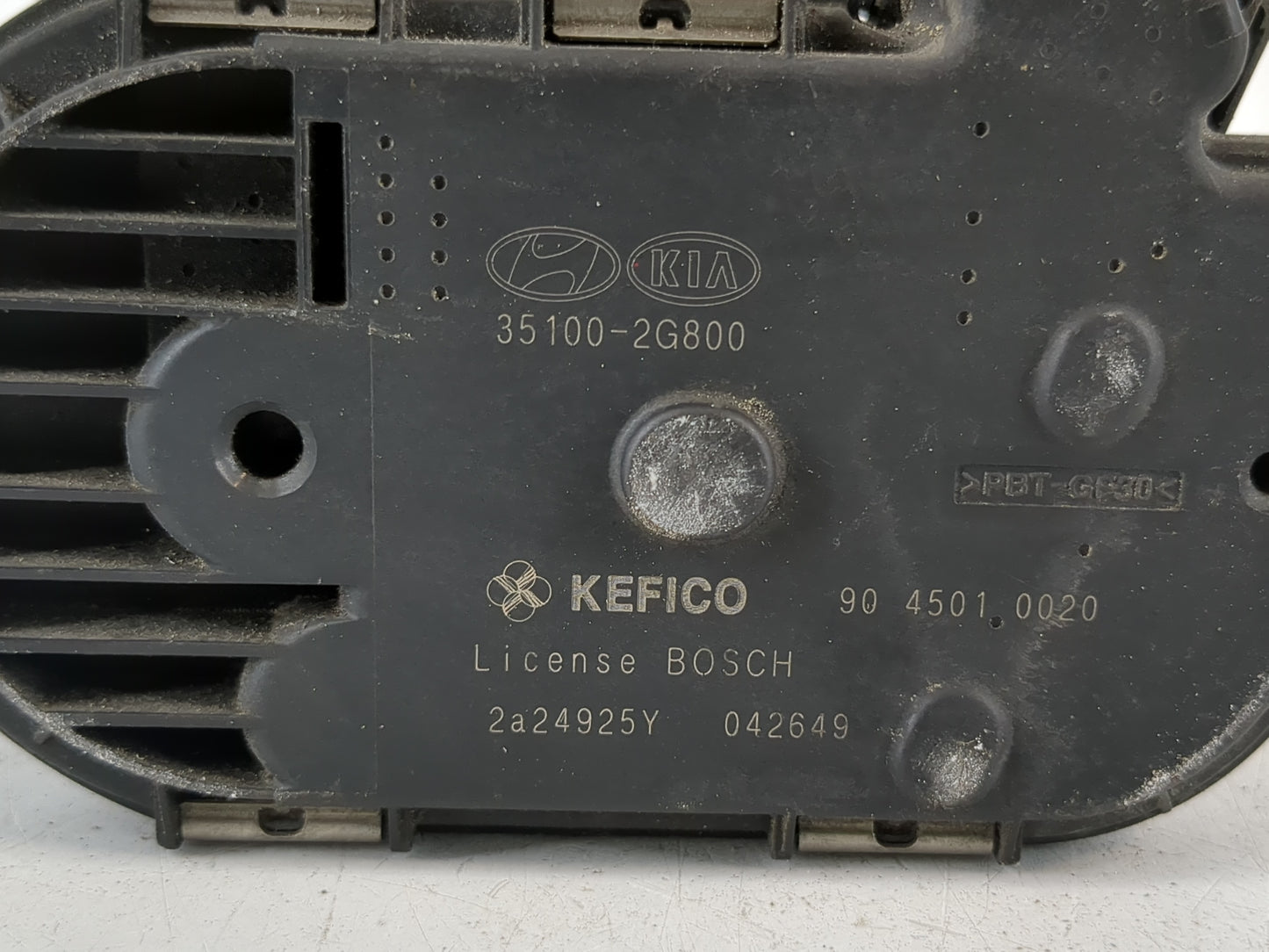 2011-2016 Kia Optima Throttle Body P/N:35100-2G800 Fits Fits 2011 2012 2013 2014 2015 2016 OEM Used Auto Parts - Oemusedauto