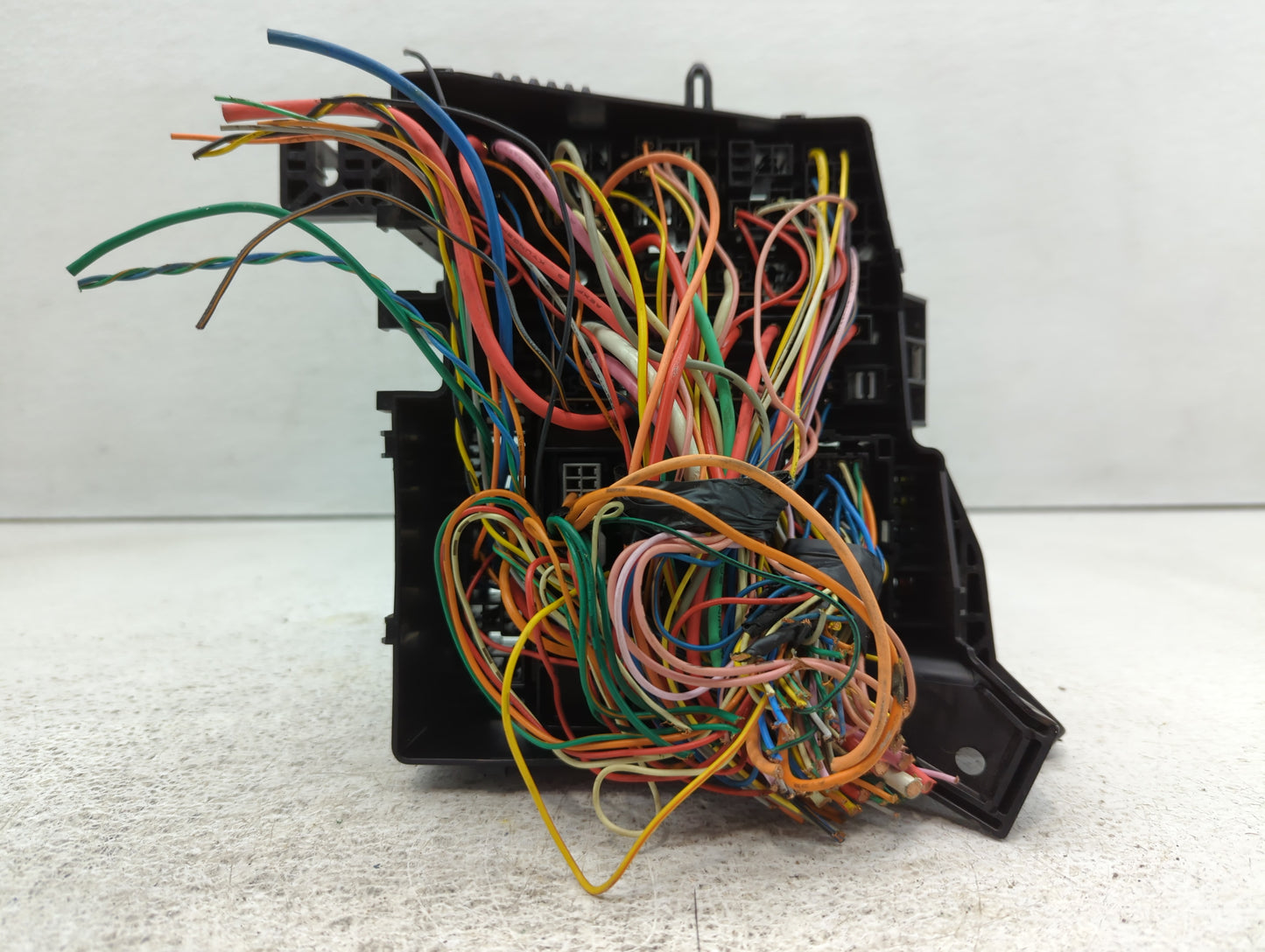 2011-2013 Kia Optima Fusebox Fuse Box Panel Relay Module P/N:91202 2T871 Fits Fits 2011 2012 2013 OEM Used Auto Parts - Oemu