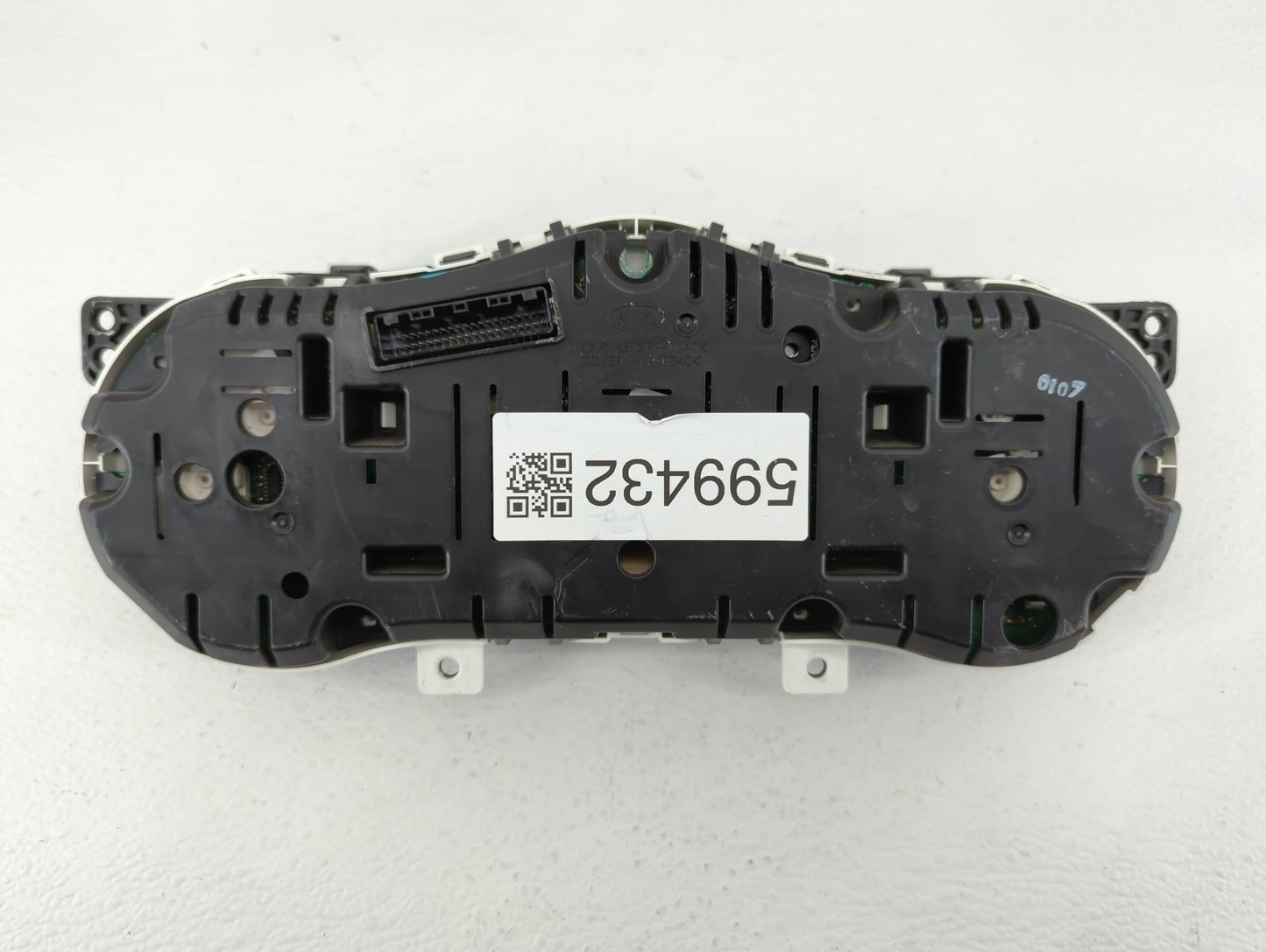 2011 Kia Optima Instrument Cluster Speedometer Gauges P/N:94001-2T320 Fits OEM Used Auto Parts - Oemusedautoparts1.com