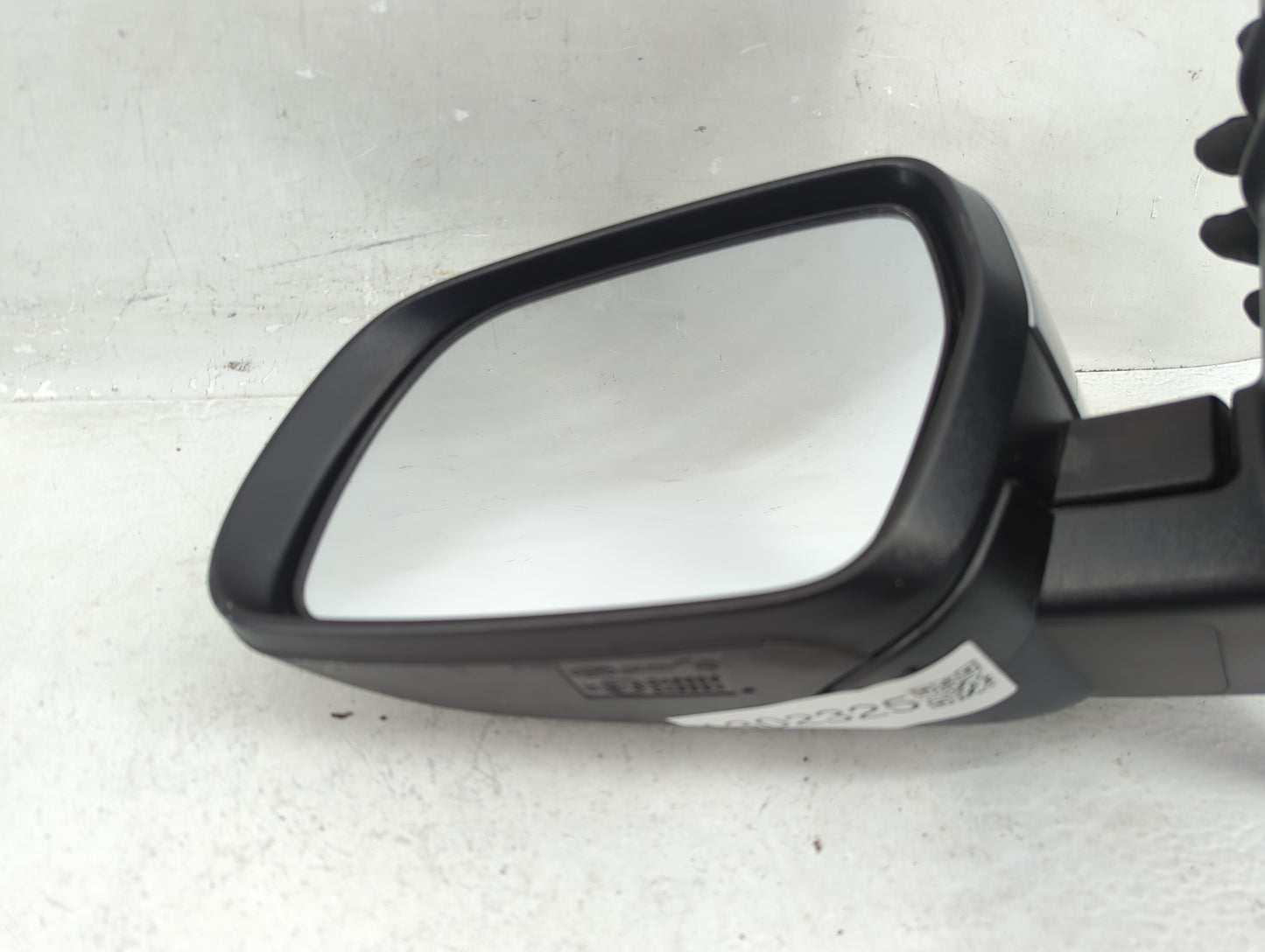 2011-2013 Kia Sorento Driver Side View Mirror - Left Door Mirror OEM Used - Oemusedautoparts1.com