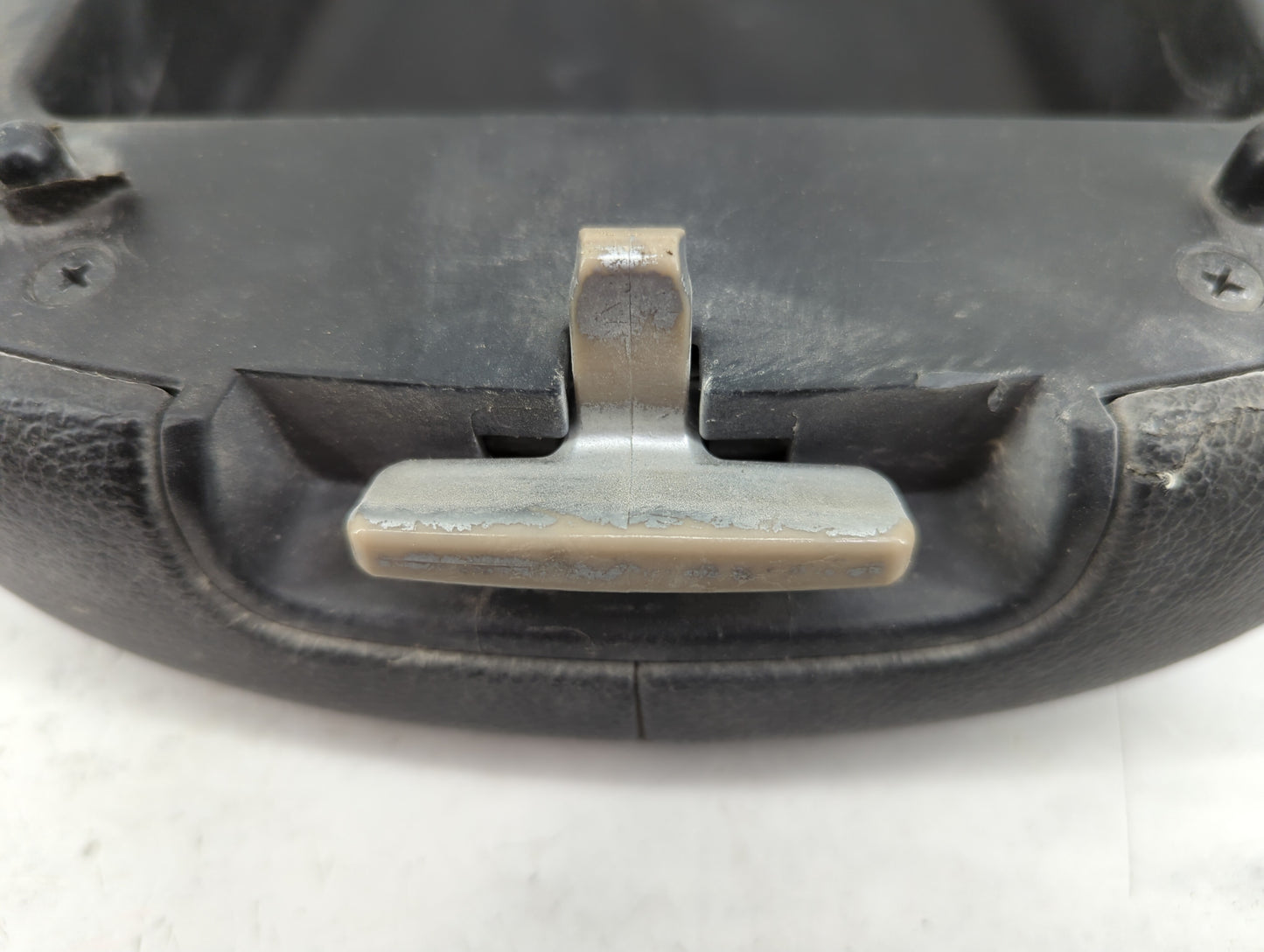 2011 Kia Sorento Center Console Armrest Cover Lid Fits OEM Used Auto Parts - Oemusedautoparts1.com