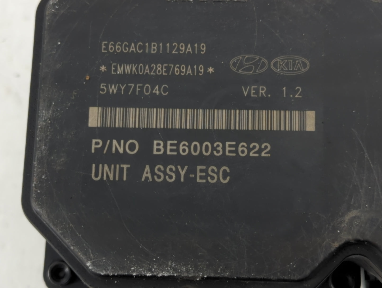2011-2013 Kia Sorento ABS Pump Control Module Replacement P/N:BE6003E622 Fits Fits 2011 2012 2013 OEM Used Auto Parts - Oemu