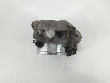2011-2013 Kia Sorento Throttle Body P/N:35100-25400 Fits Fits 2006 2007 2008 2009 2010 2011 2012 2013 OEM Used Auto Parts