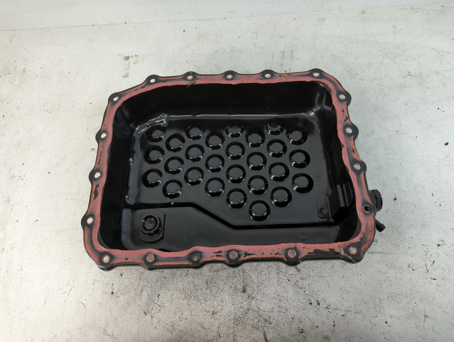 2011-2013 Kia Sorento Engine Oil Pan P/N:0910176398 Fits Fits 2009 2010 2011 2012 2013 OEM Used Auto Parts - Oemusedautopart