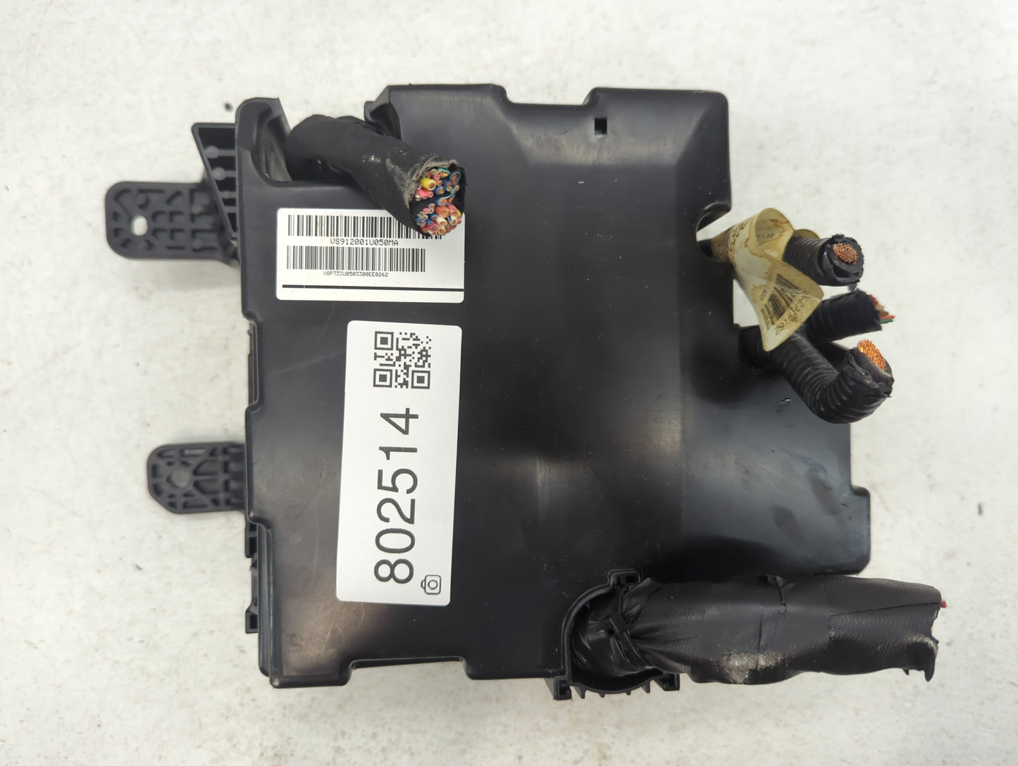 2011-2013 Kia Sorento Fusebox Fuse Box Panel Relay Module P/N:91941-2P020 Fits Fits 2011 2012 2013 OEM Used Auto Parts - Oem