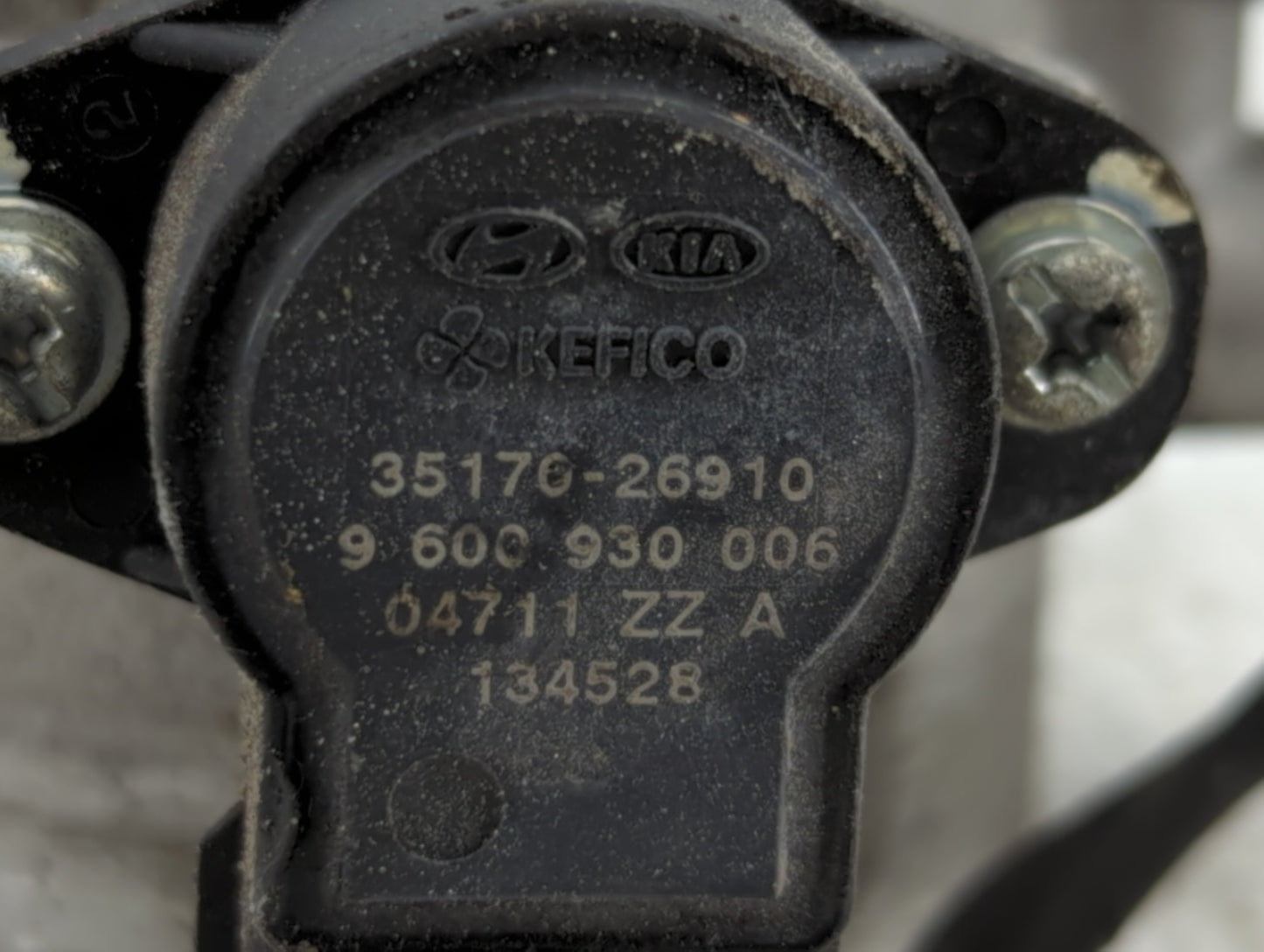 2010-2011 Kia Soul Throttle Body P/N:35170-26910 55100-23950, 35100-23950 Fits Fits 2007 2008 2009 2010 2011 2012 OEM Used A