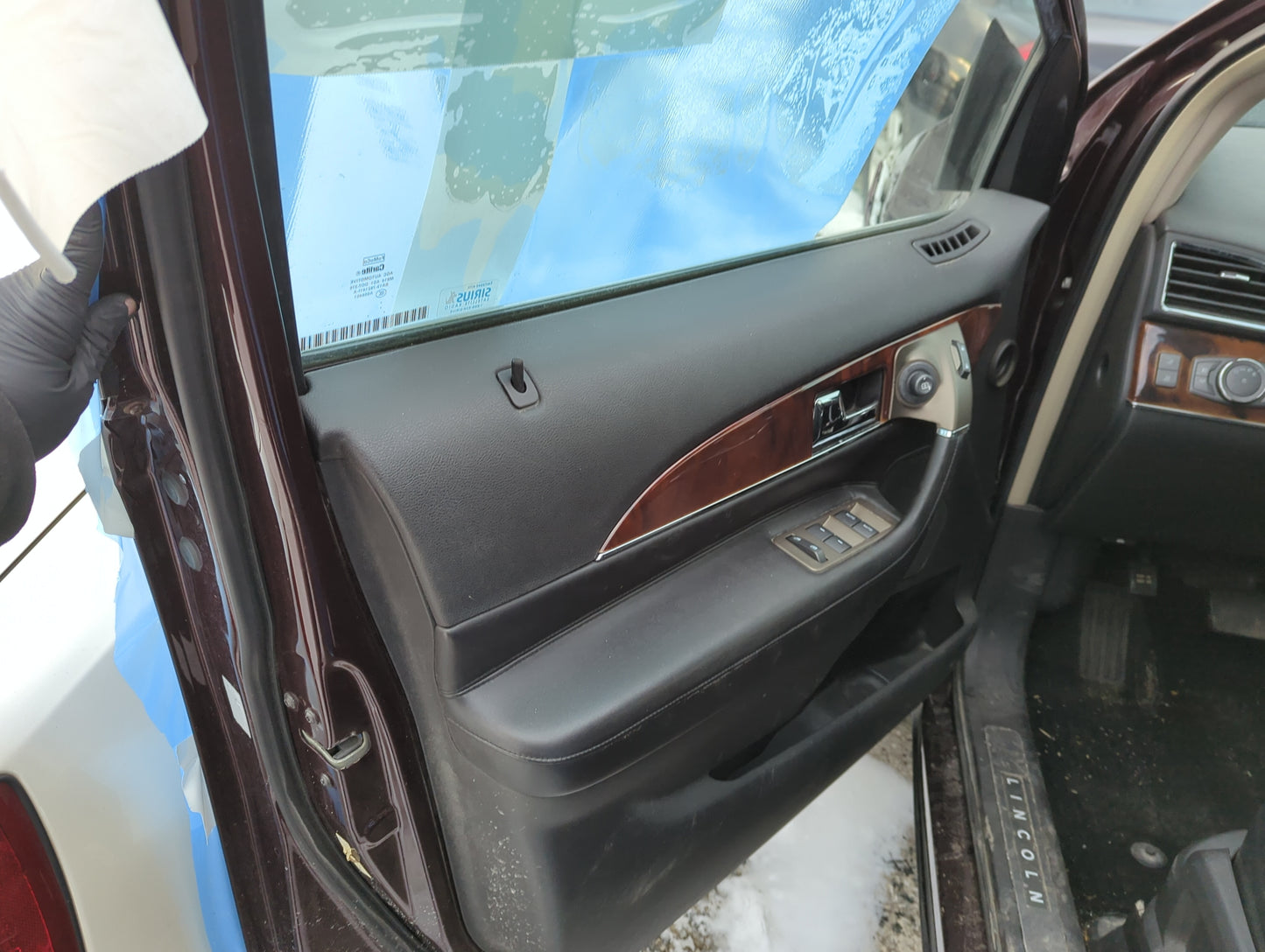 2011 Lincoln Mkx Front Left Driver Interior Door Panel Trim - Oemusedautoparts1.com