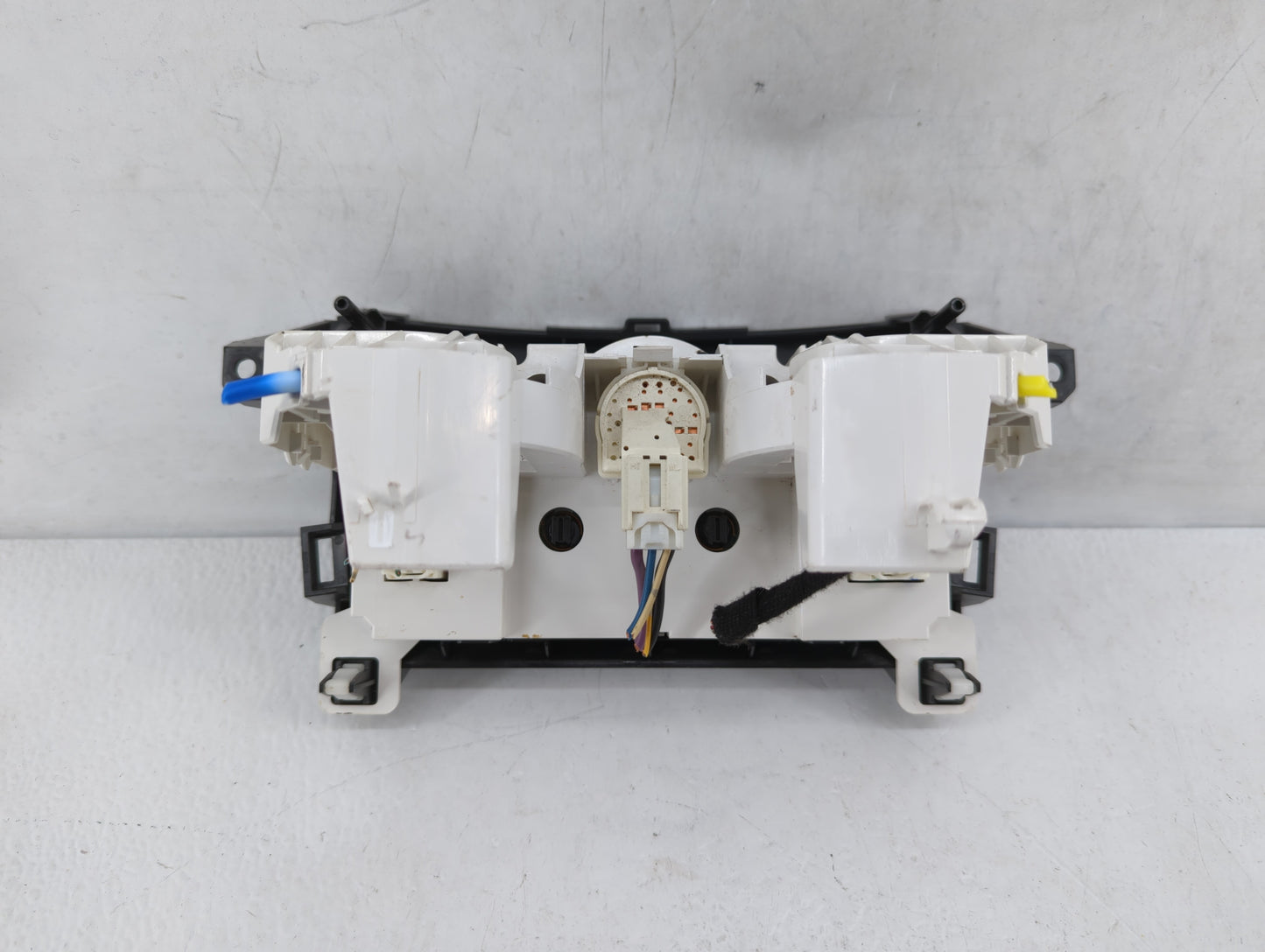 2010-2011 Mazda 3 Climate Control Module Temperature AC/Heater Replacement P/N:BBM4 1E25 BBM4 9K20, BBM4 9F08 Fits Fits 2010