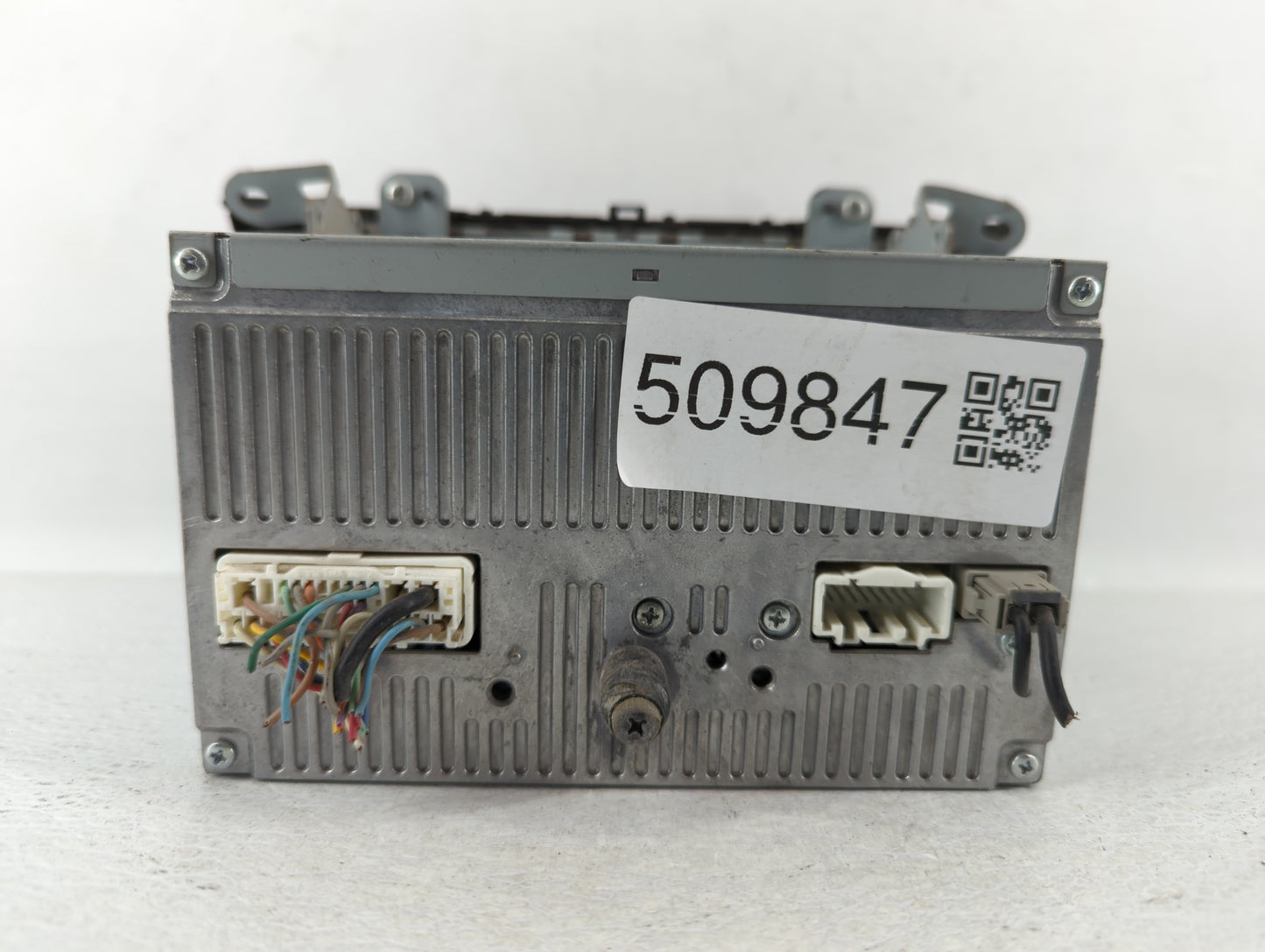2011 Mazda 3 Radio AM FM Cd Player Receiver Replacement P/N:BBM5 66 AR0 Fits OEM Used Auto Parts - Oemusedautoparts1.com