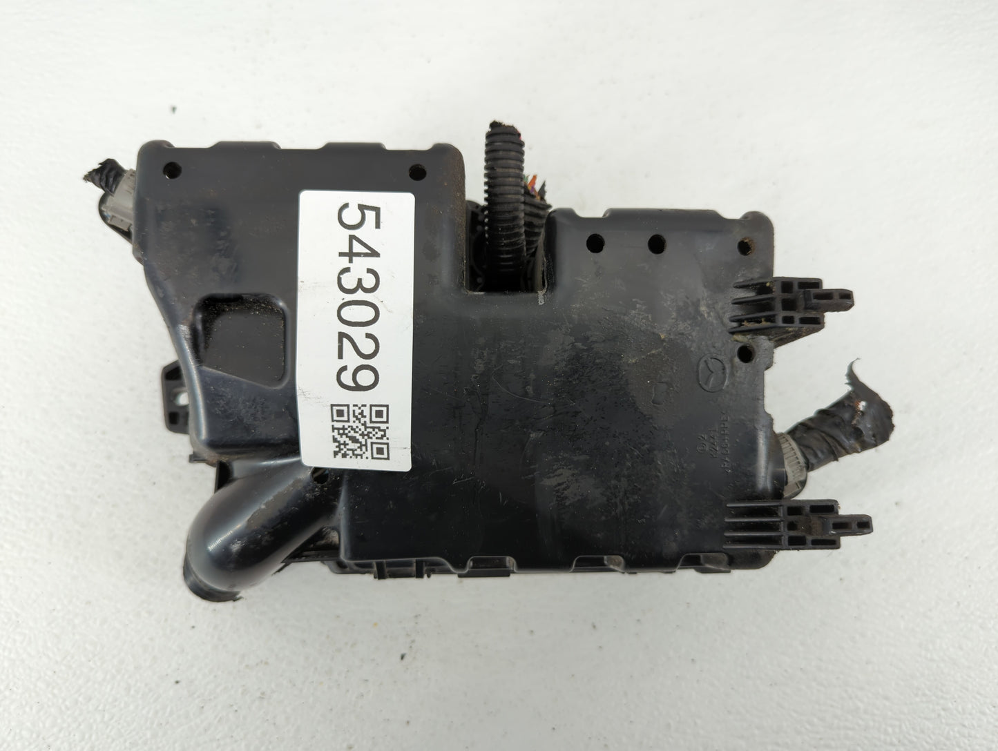 2011 Mazda 3 Fusebox Fuse Box Relay Module Tipm Bbm6-66761 - Oemusedautoparts1.com