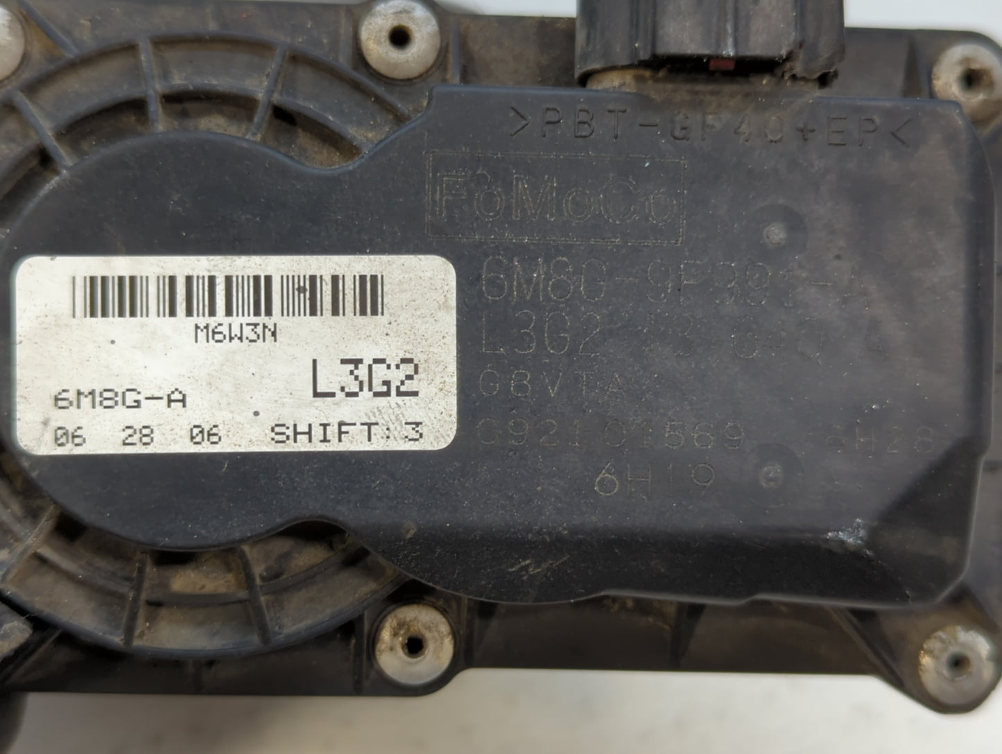 2006-2013 Mazda 3 Throttle Body P/N:6M8G-A Fits Fits 2006 2007 2008 2009 2010 2011 2012 2013 OEM Used Auto Parts - Oemusedau