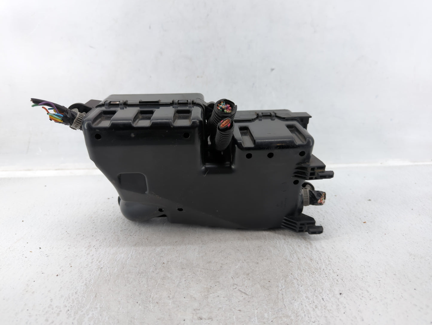 2011 Mazda 3 Fusebox Fuse Box Panel Relay Module P/N:BBM6-66761 Fits OEM Used Auto Parts - Oemusedautoparts1.com