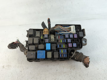 2011 Mazda 3 Fusebox Fuse Box Panel Relay Module P/N:BBM6-66761 Fits OEM Used Auto Parts