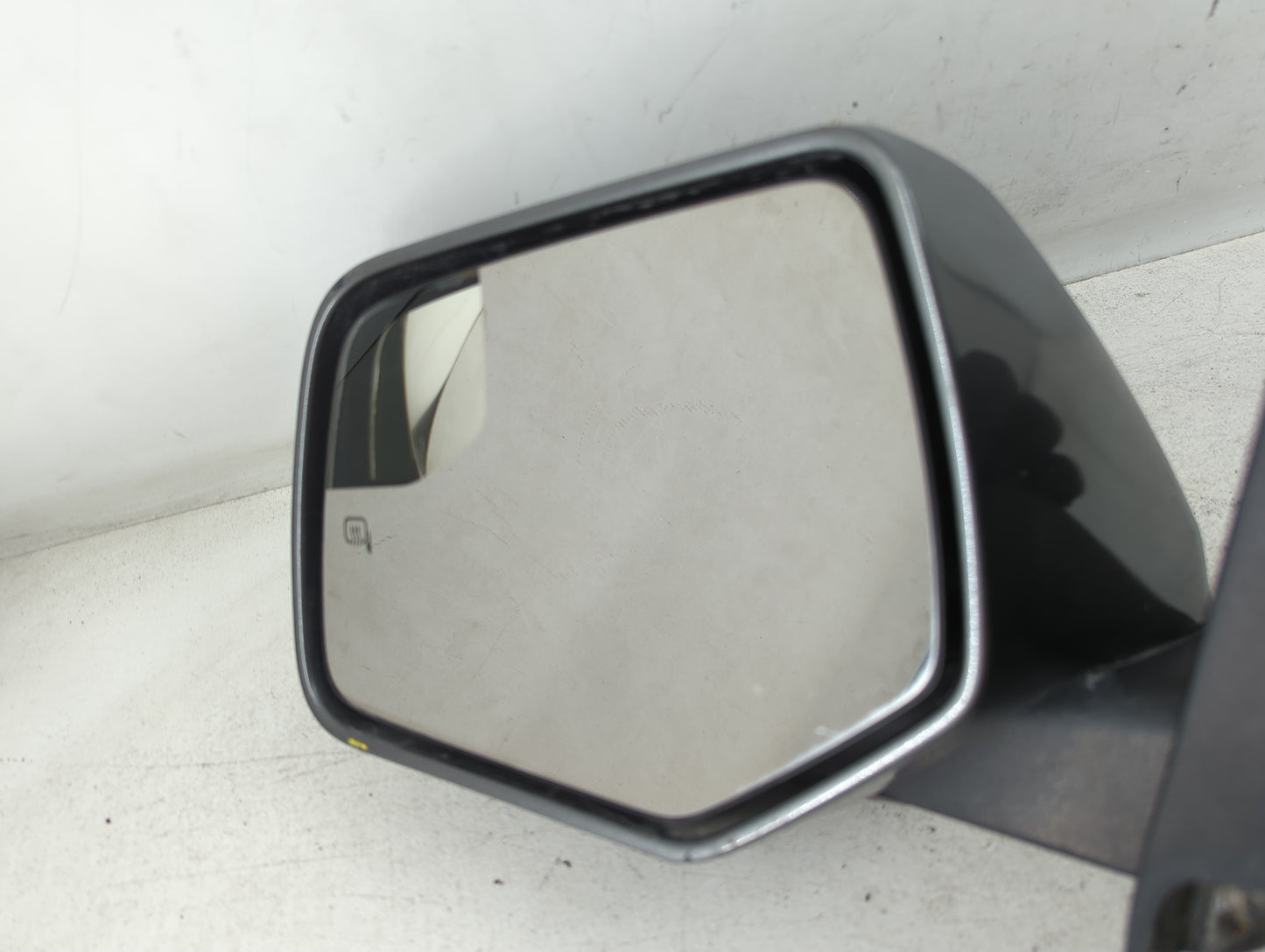 2011 Mazda Tribute Driver Side View Mirror - Left Door Mirror OEM Used - Oemusedautoparts1.com