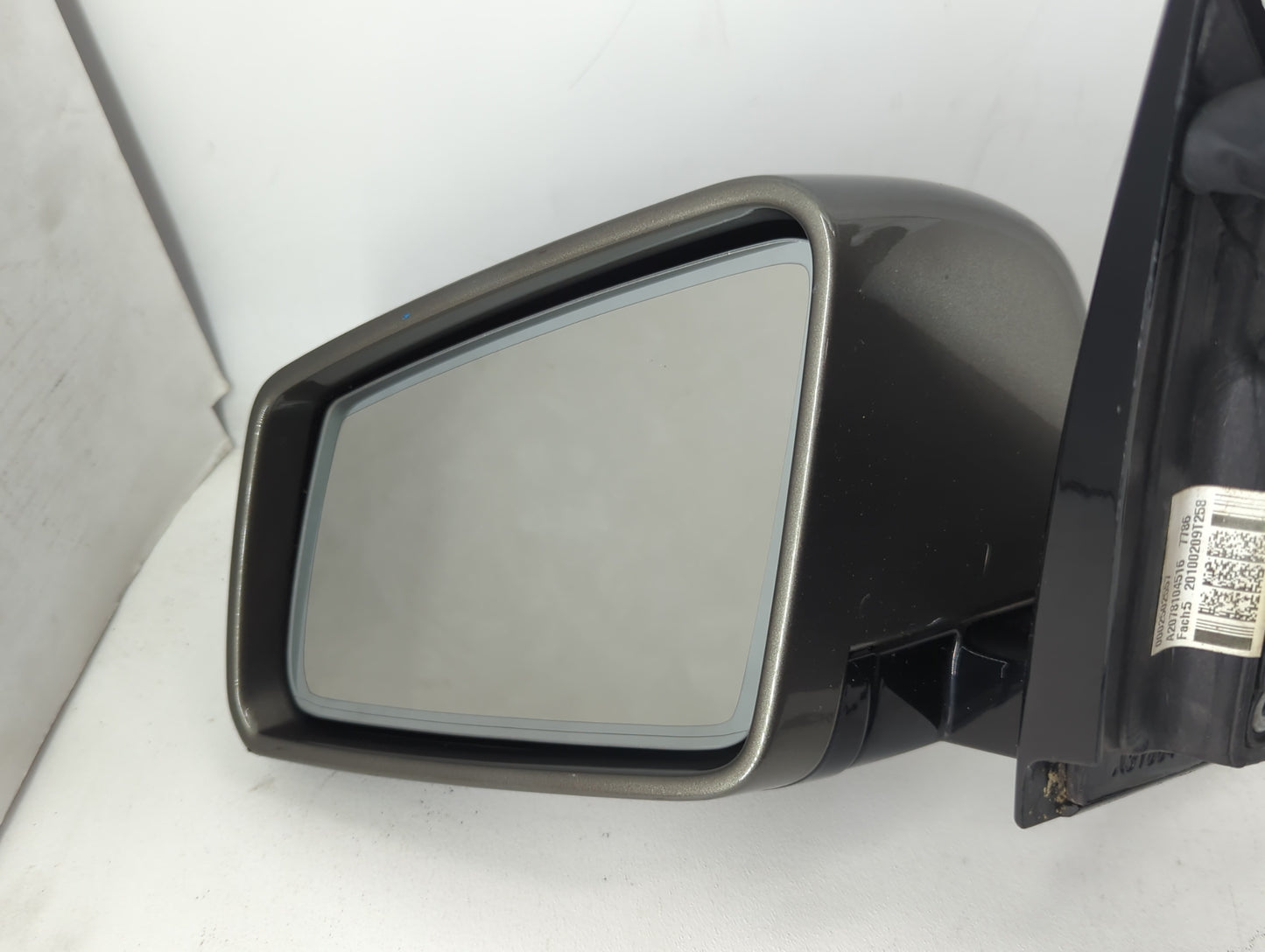 2011-2013 Mercedes-Benz E550 Driver Side View Mirror - Left Door Mirror OEM Used - Oemusedautoparts1.com