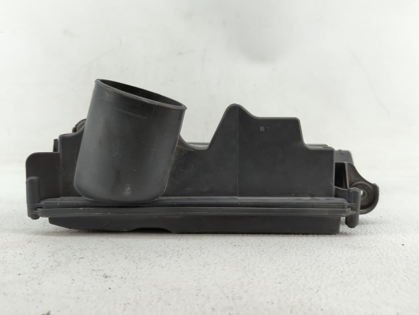 2010-2011 Mercedes-benz Ml350 Air Cleaner Intake-duct Hose Tube - Oemusedautoparts1.com