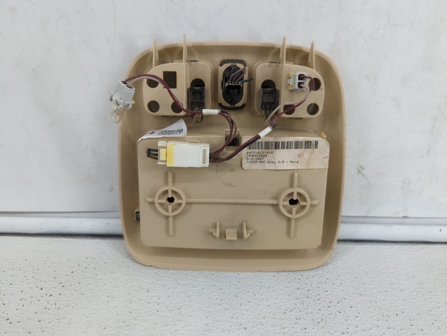2010-2011 Mercury Milan Overhead Roof Console Tan - Oemusedautoparts1.com