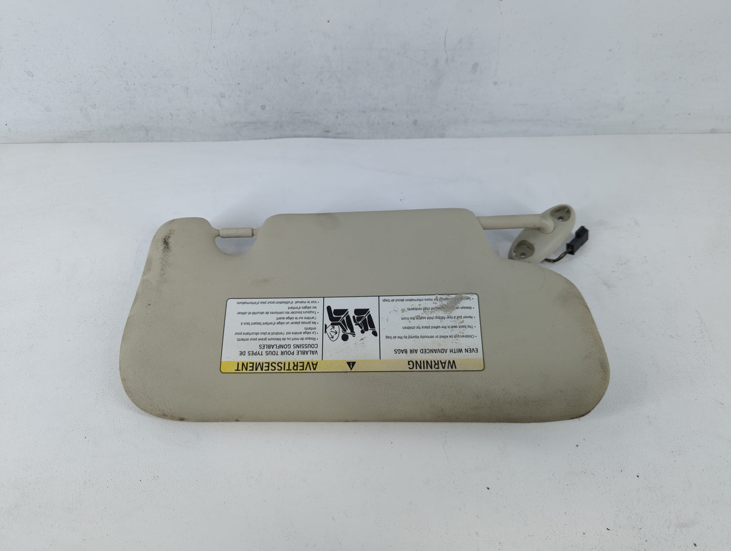 2008-2010 Mini Cooper Sun Visor Shade Replacement Driver Left Mirror Fits Fits 2008 2009 2010 OEM Used Auto Parts - Oemuseda