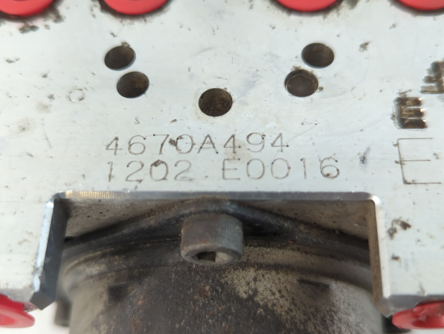 2010-2011 Mitsubishi Endeavor ABS Pump Control Module Replacement P/N:4670A494 Fits Fits 2010 2011 OEM Used Auto Parts - Oem