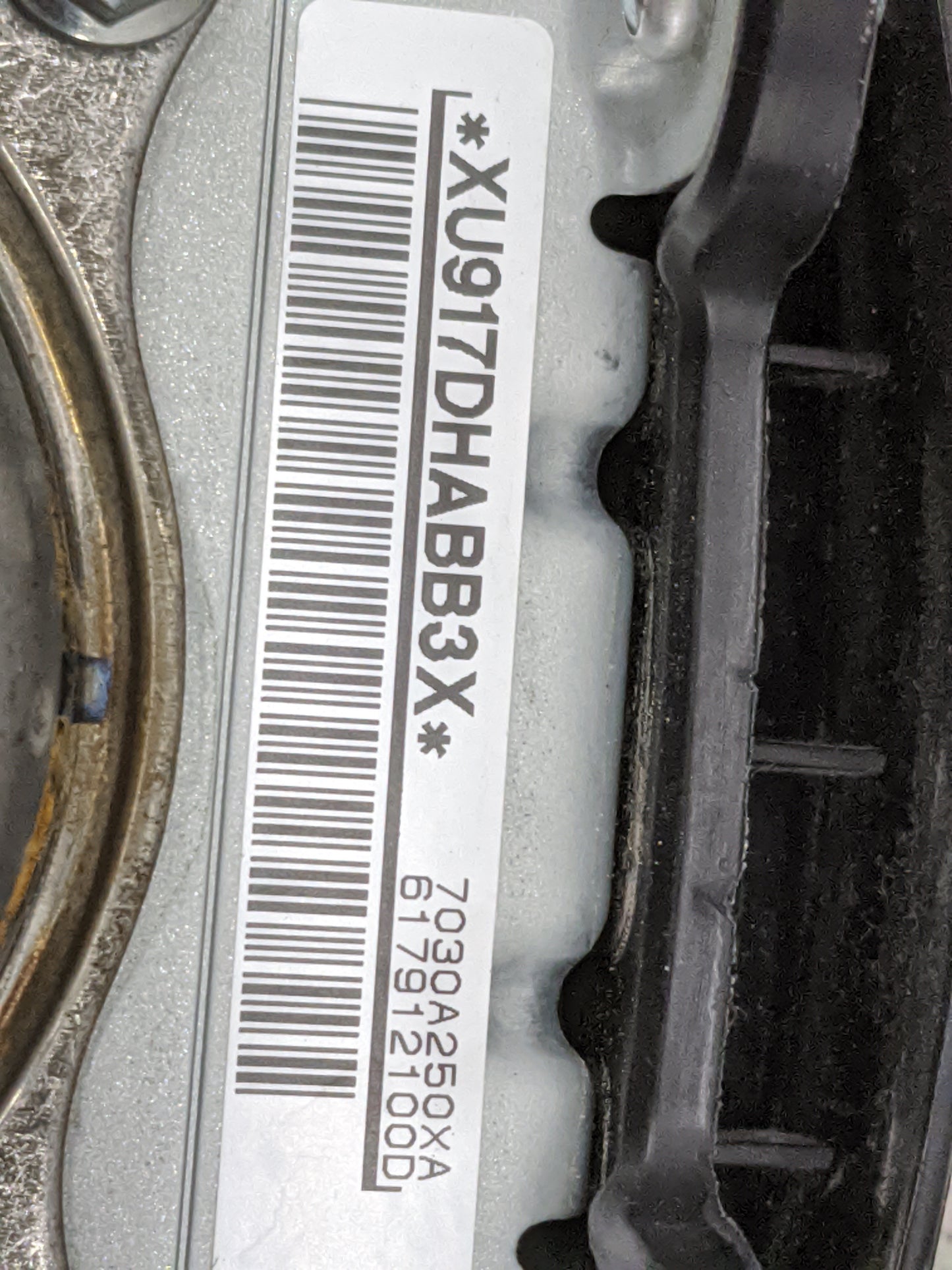 2007 Mitsubishi Outlander Air Bag Driver Left Steering Wheel Mounted 1477534 - Oemusedautoparts1.com