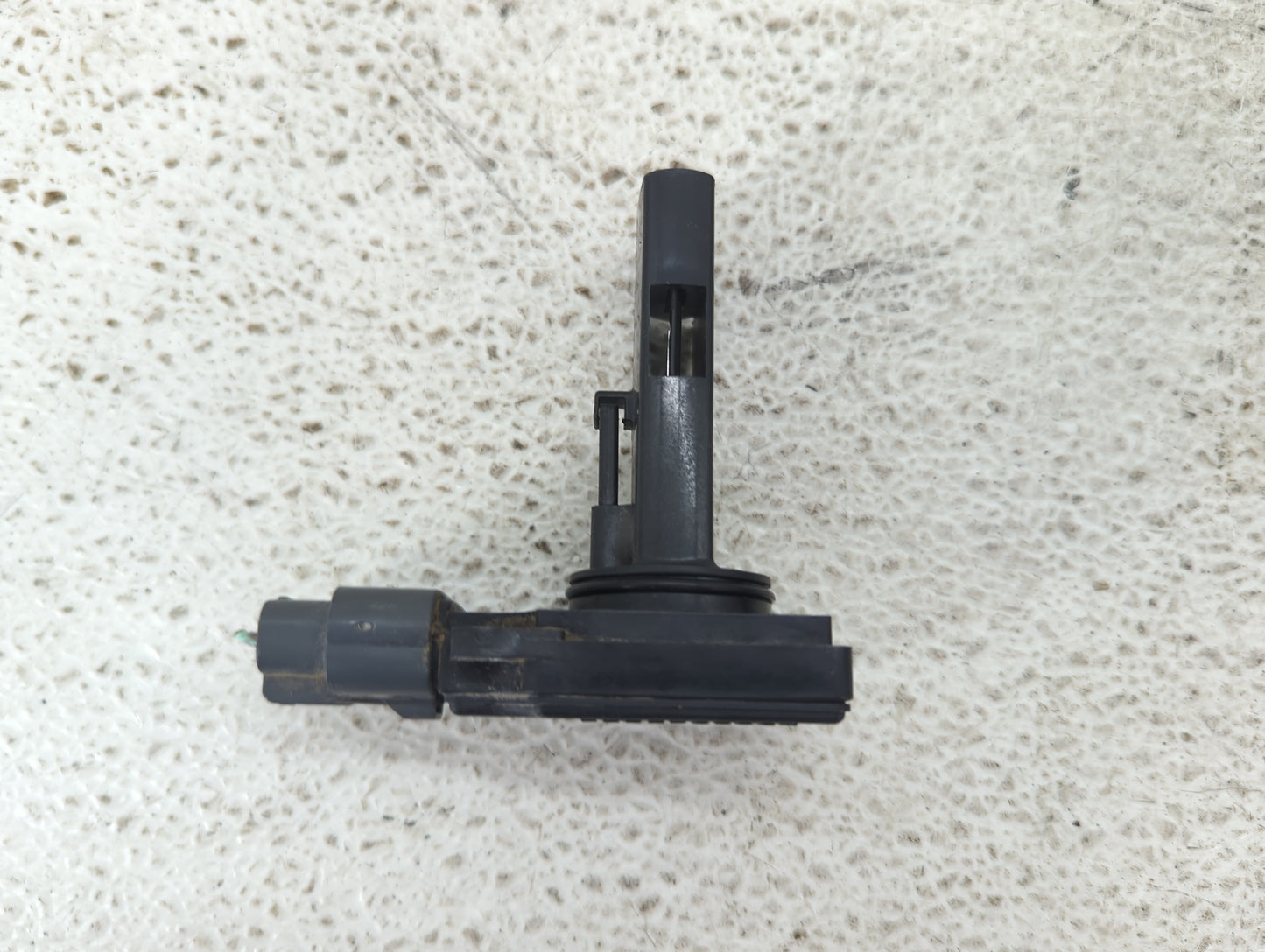 2011-2013 Mitsubishi Rvr Mass Air Flow Meter Maf 1487819 - Oemusedautoparts1.com