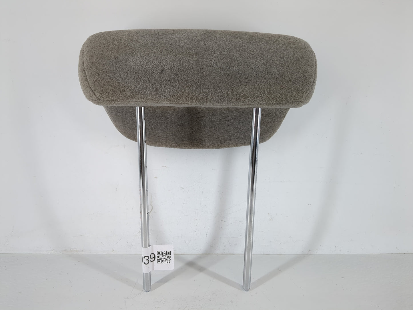 2011-2015 Nissan Juke Headrest Head Rest Rear Center Seat Fits Fits 2011 2012 2013 2014 2015 OEM Used Auto Parts - Oemusedau