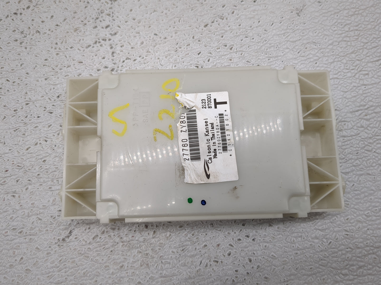 2011 Nissan Maxima Radio AM FM Cd Player Receiver Replacement P/N:277608700 27760ZY80A Fits Fits 2010 2012 OEM Used Auto Par