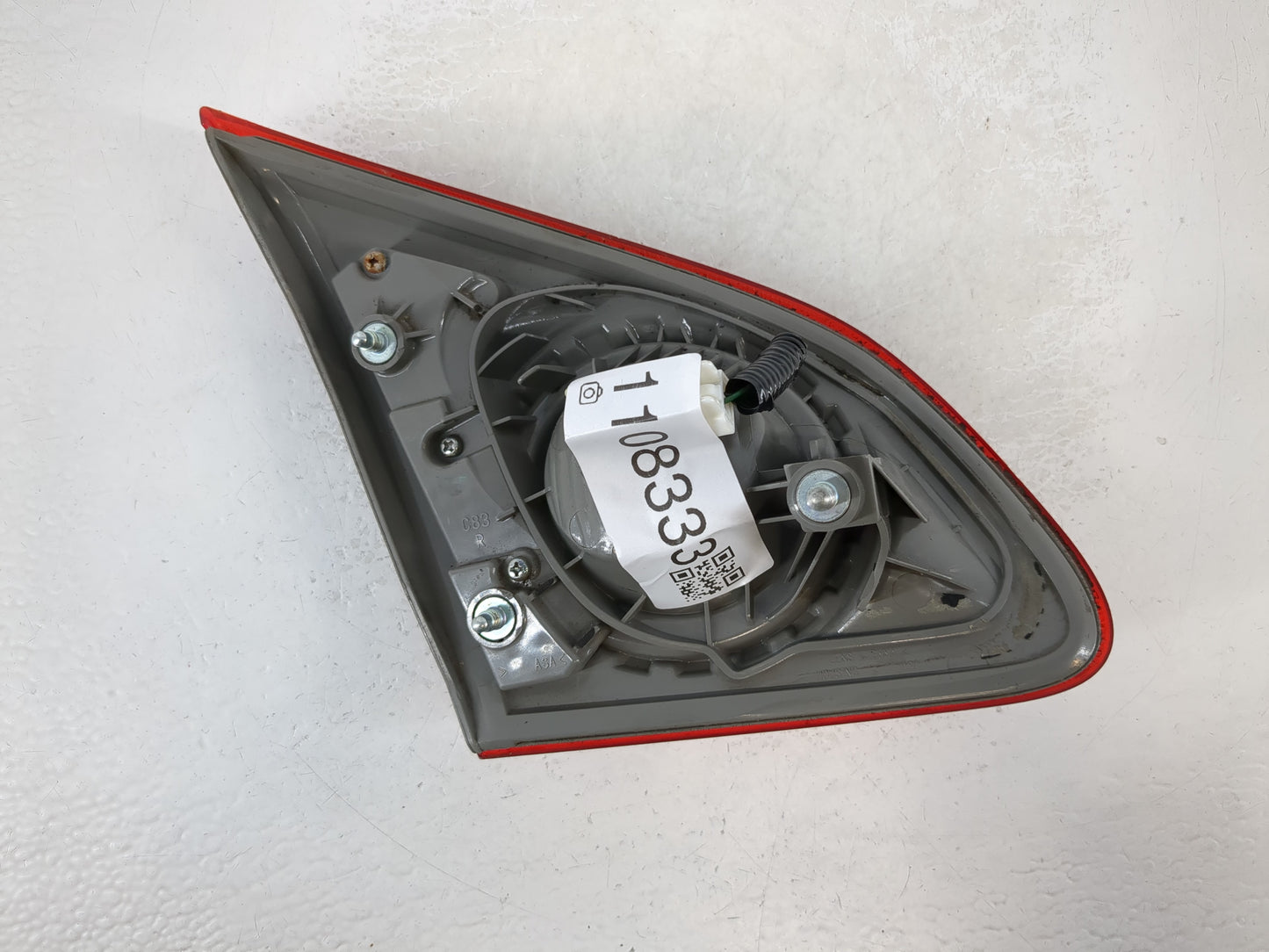 2009-2015 Nissan Rogue Tail Light Assembly Passenger Right OEM Fits Fits 2009 2010 2011 2012 2013 2014 2015 OEM Used Auto Pa