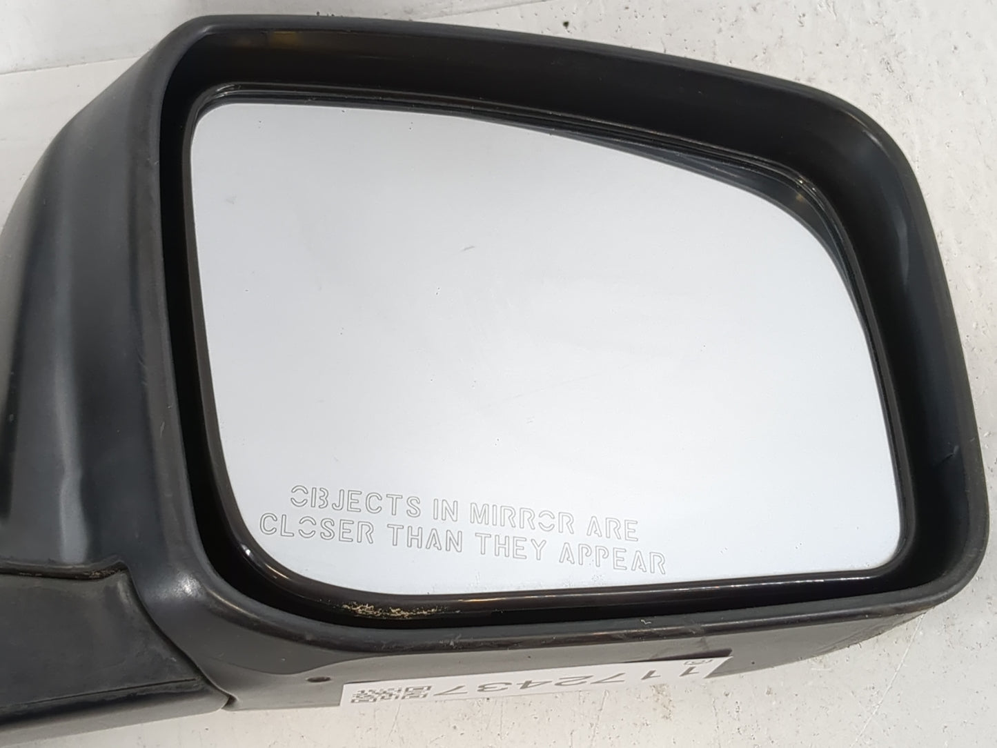 2008-2015 Nissan Rogue Passenger Side View Mirror - Right Door Mirror OEM Used - Oemusedautoparts1.com