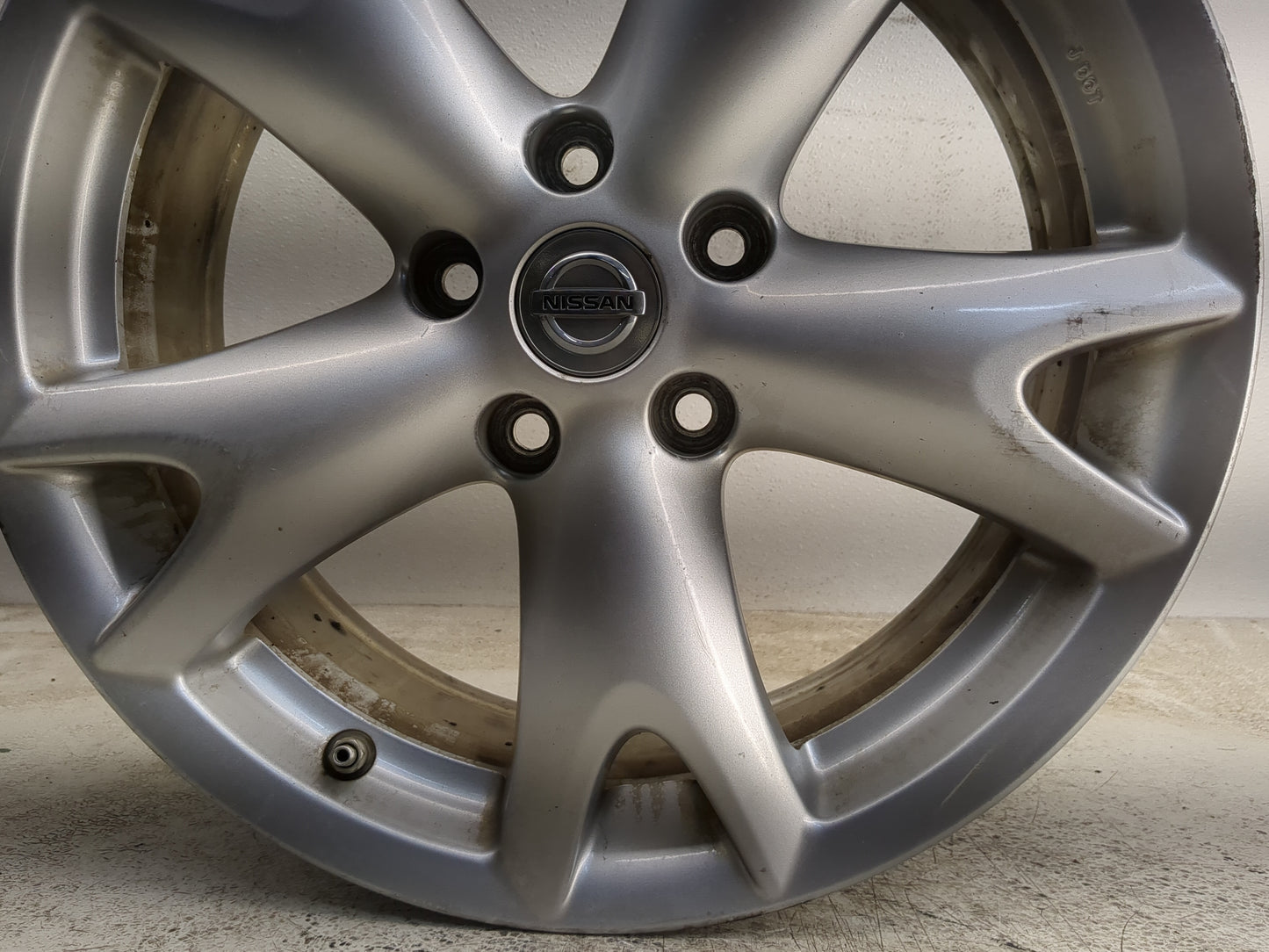 2008-2012 Nissan Rogue Oem Wheel Rim - Oemusedautoparts1.com