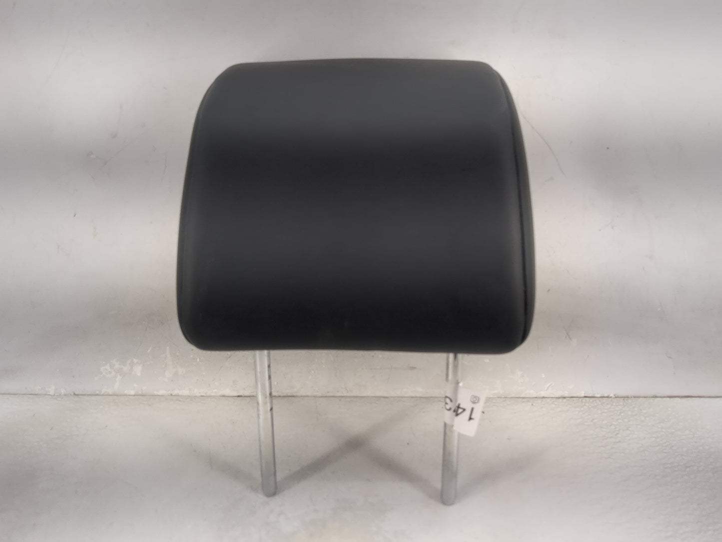2011 Nissan Rogue Headrest Head Rest Front Driver Seat Black - Oemusedautoparts1.com