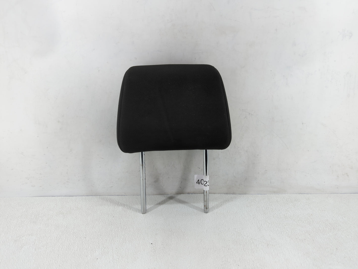 2011-2013 Nissan Rogue Headrest Head Rest Front Driver Passenger Seat Fits Fits 2011 2012 2013 OEM Used Auto Parts - Oemused