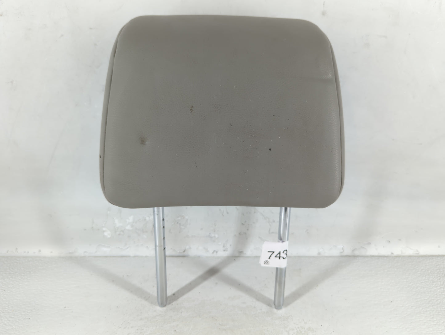 2011 Nissan Rogue Headrest Head Rest Front Driver Passenger Seat Grey - Oemusedautoparts1.com
