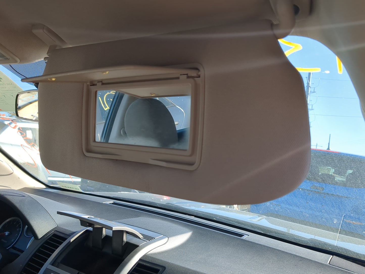 2011-2012 Nissan Sentra Sun Visor Shade Replacement Passenger Right Mirror Fits Fits 2011 2012 OEM Used Auto Parts - Oemused