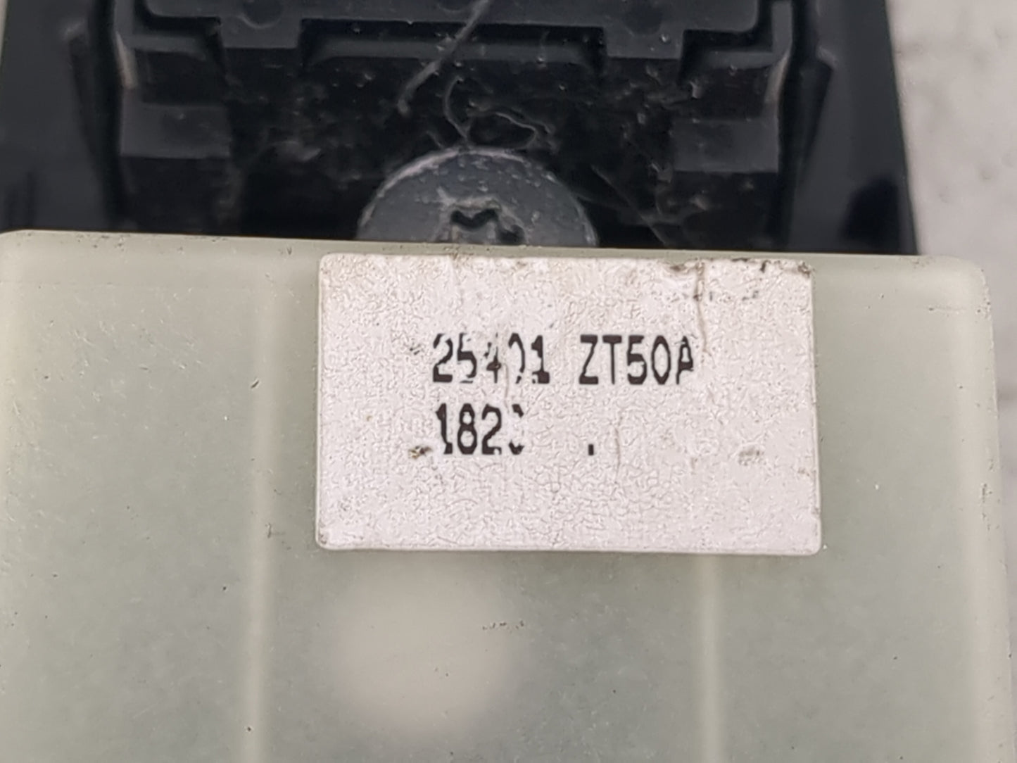 2007-2012 Nissan Sentra Master Power Window Switch Replacement Driver Side Left P/N:25401 ZT50A Fits OEM Used Auto Parts - O