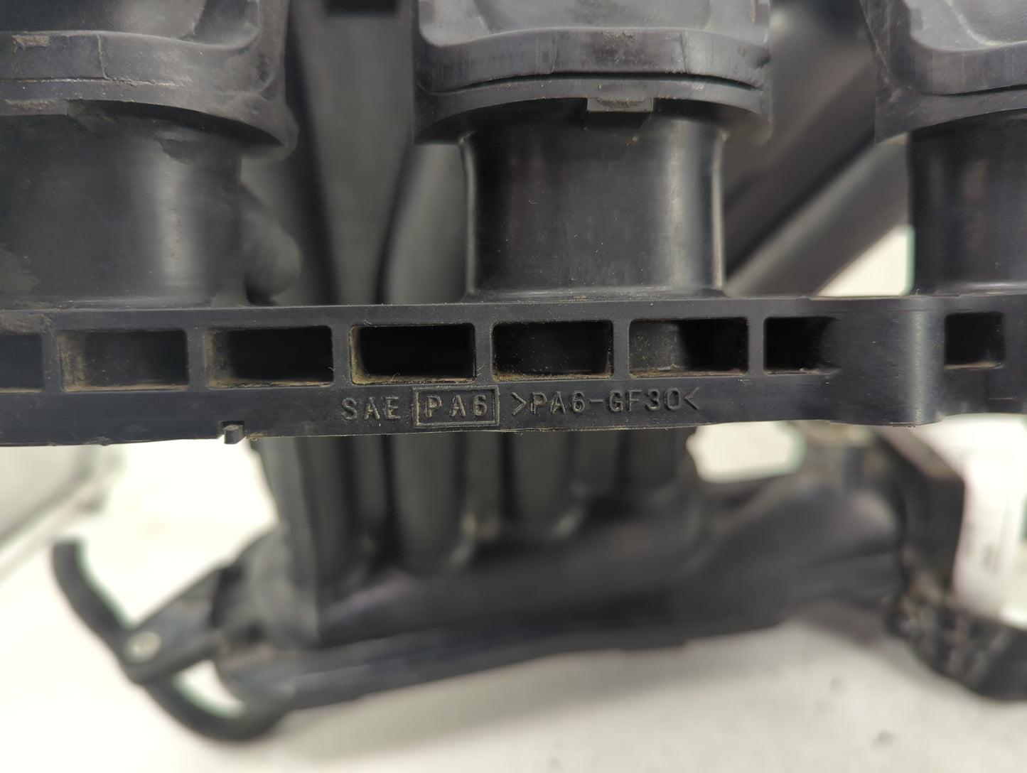2009-2011 Nissan Versa Air Intake Manifold Fits Fits 2009 2010 2011 OEM Used Auto Parts - Oemusedautoparts1.com