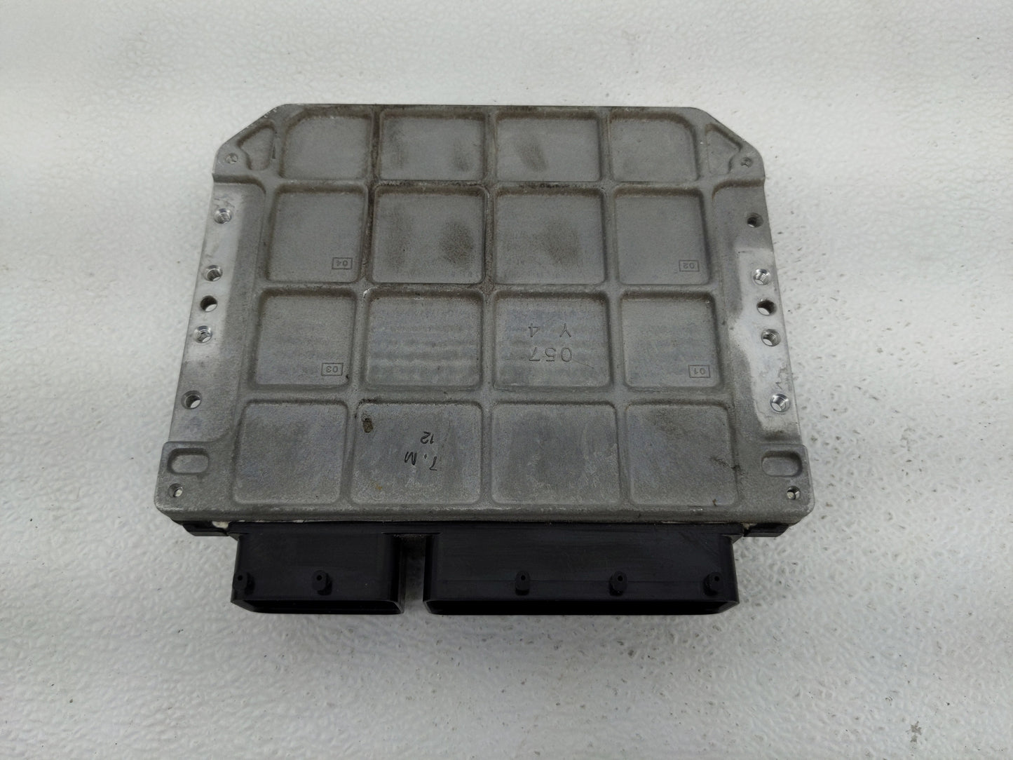 2011-2012 Scion Xb PCM Engine Control Computer ECU ECM PCU OEM P/N:275400-1681 89661-12N10 Fits Fits 2011 2012 OEM Used Auto