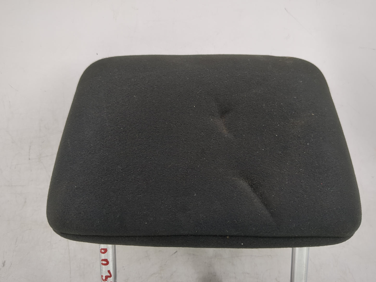 2011-2012 Scion Xb Headrest Head Rest Rear Center Seat Fits Fits 2011 2012 OEM Used Auto Parts - Oemusedautoparts1.com