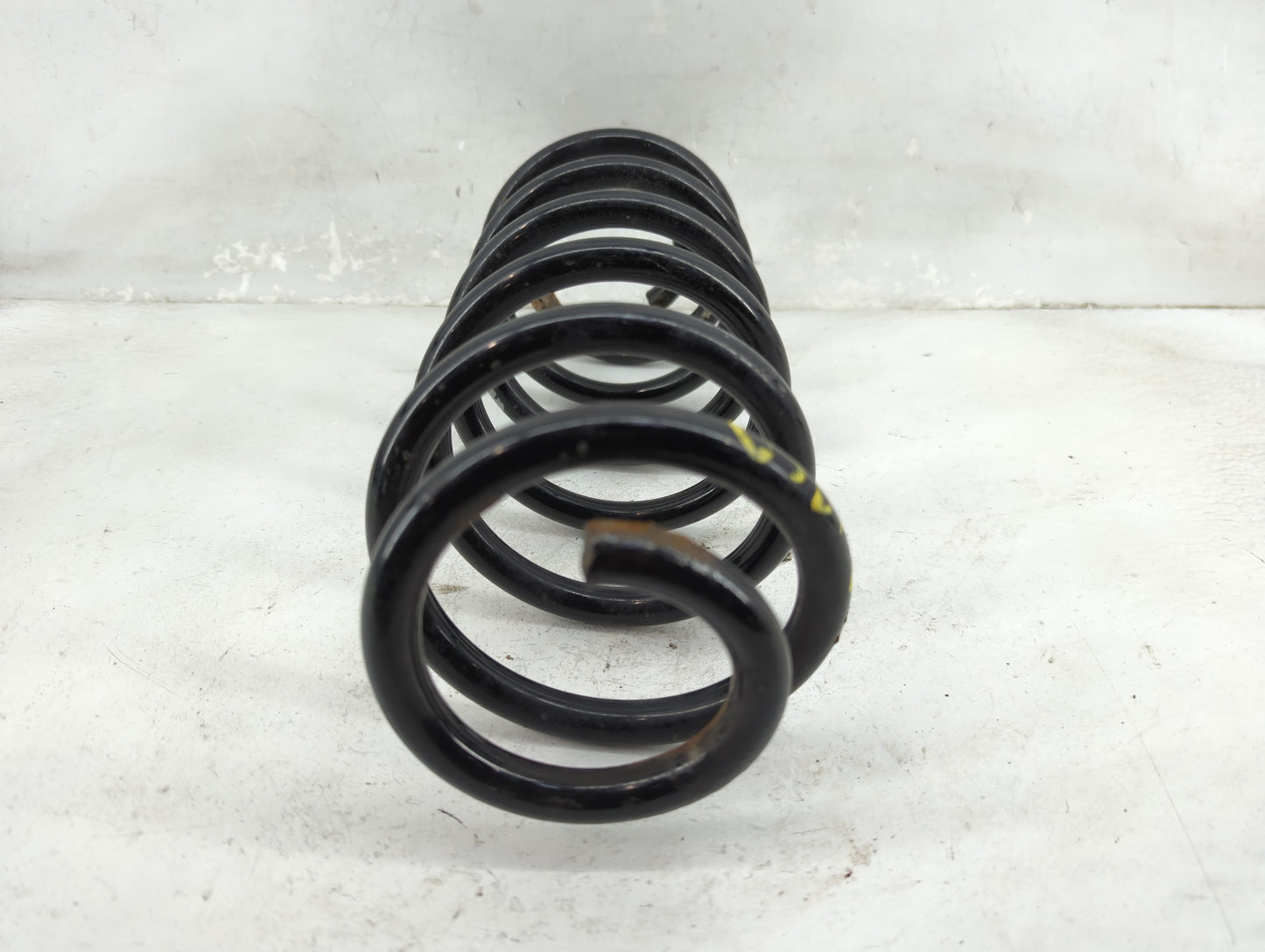 2008-2015 Scion Xb Passenger Rear Coil Spring - Oem - Oemusedautoparts1.com