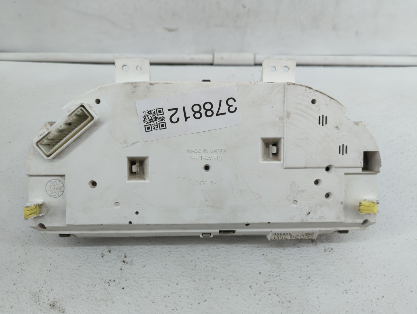 2010-2011 Subaru Impreza Instrument Cluster Speedometer Gauges P/N:85003FG750 85003FG760 Fits Fits 2010 2011 OEM Used Auto P