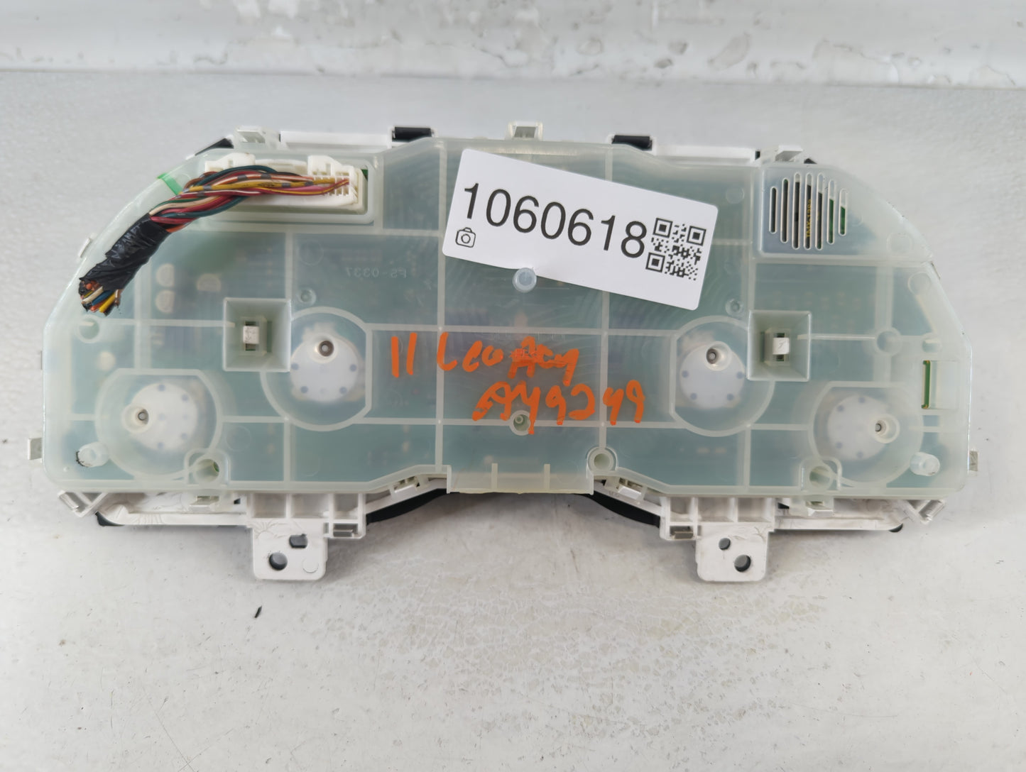 2011 Subaru Legacy Instrument Cluster Speedometer Gauges P/N:85003AJ31A Fits OEM Used Auto Parts - Oemusedautoparts1.com
