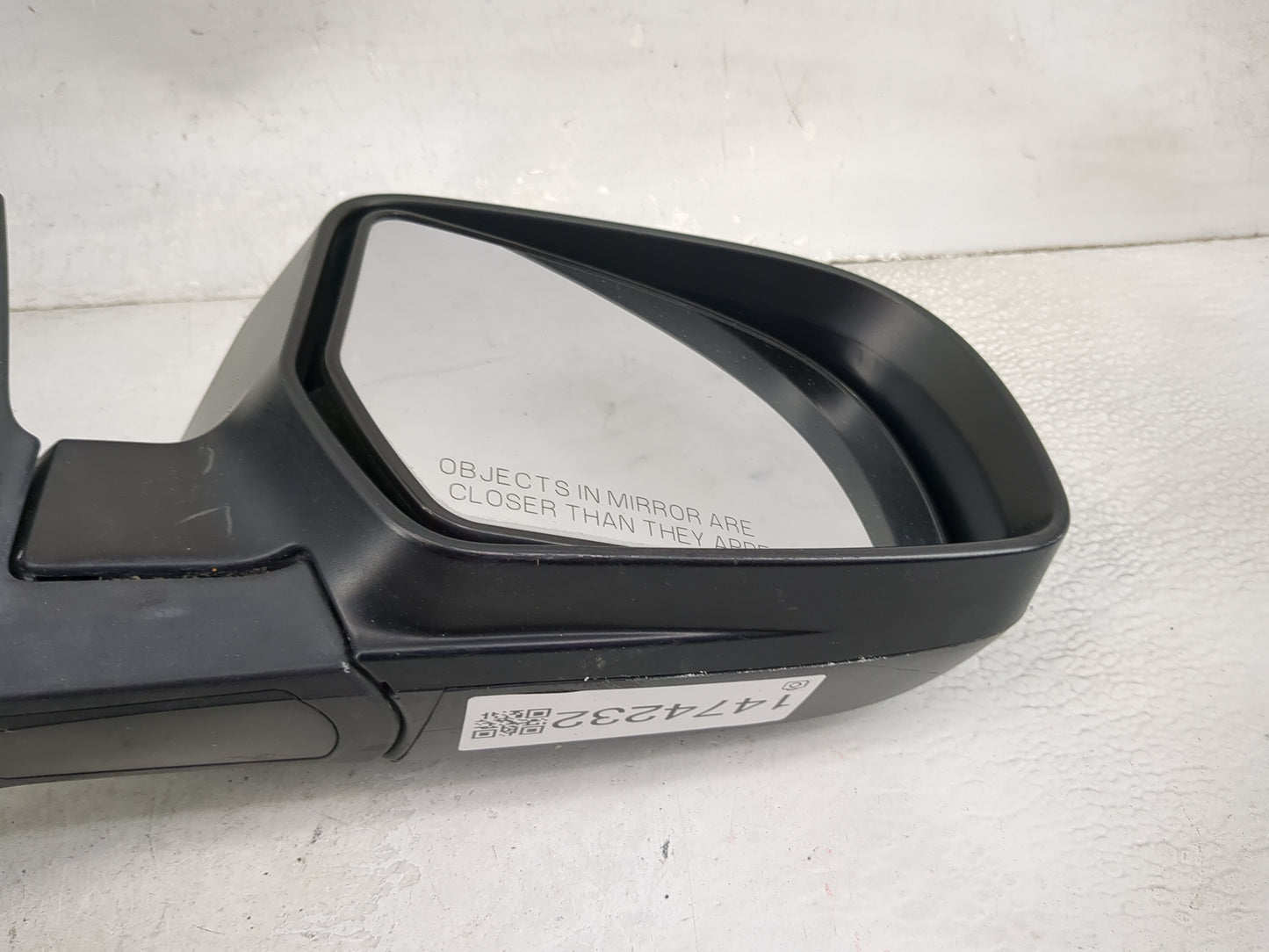 2011-2014 Subaru Legacy Passenger Side View Mirror - Right Door Mirror OEM Used - Oemusedautoparts1.com